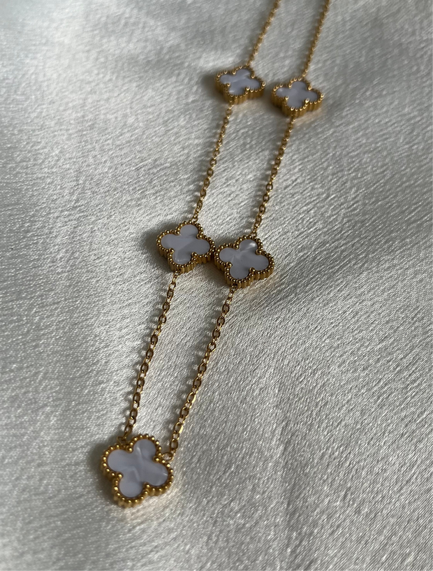 VIENNA Five Flower Necklace - 18k Gold Plated